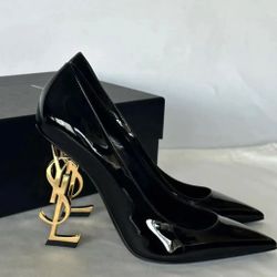 YSL heels 👠 