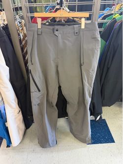 686 XL Gortex snowboard ski pants located at sin city snowboards