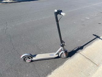 Electric scooter