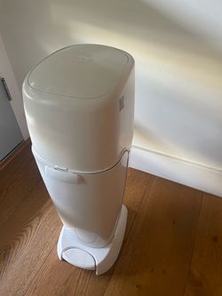 Playtex Diaper Genie Pail