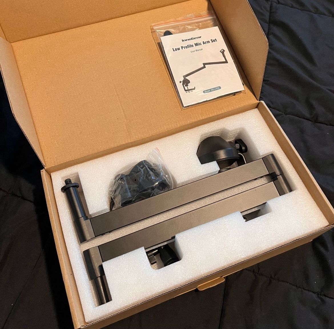 Low profile mic stand (Podcast/Streaming)