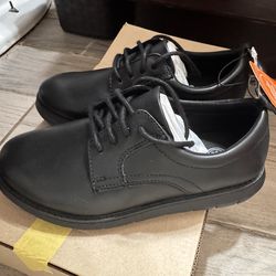 Youth  Size 1 Dress Shoes