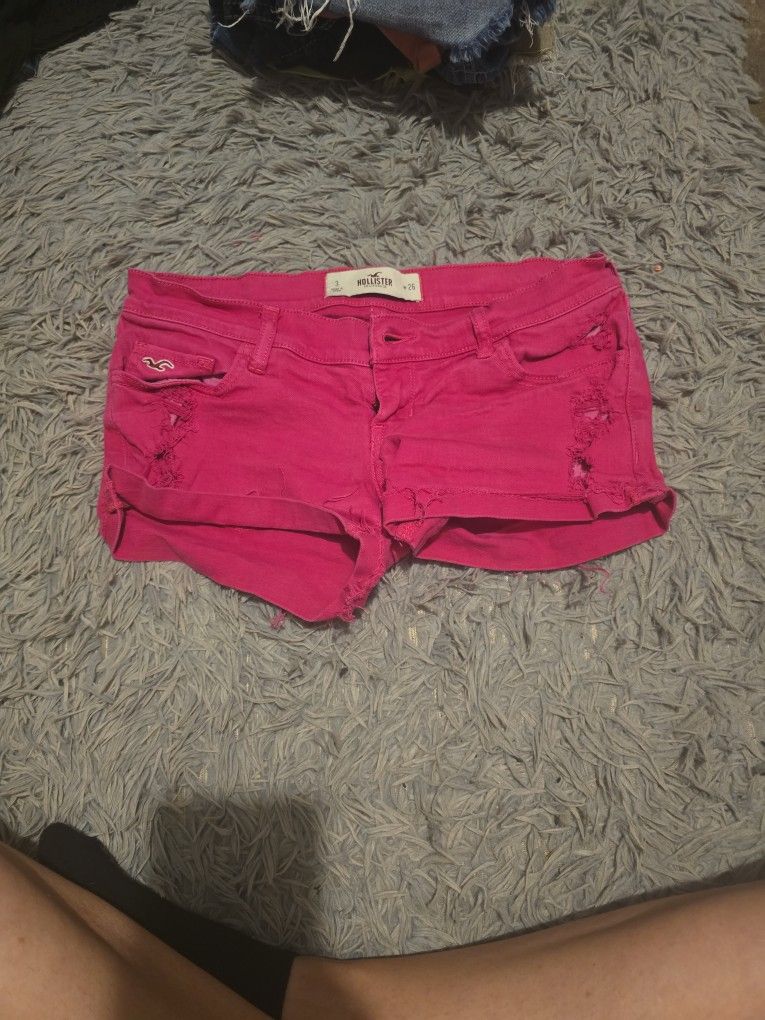 Hollister Womans Shorts.