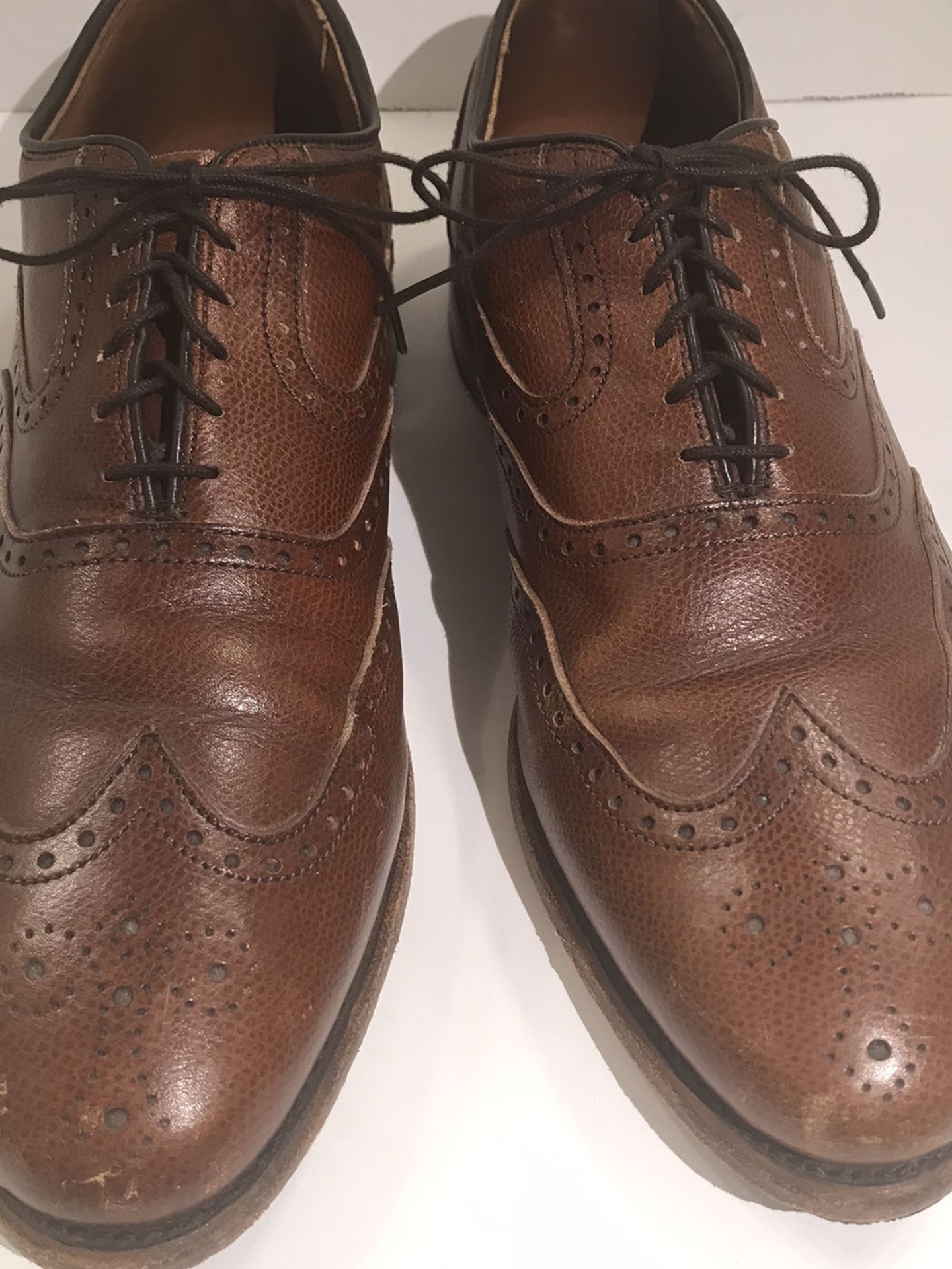 Allen Edmonds McClain Leather Men 10.5 EEE Brogue Wingtip Shoes