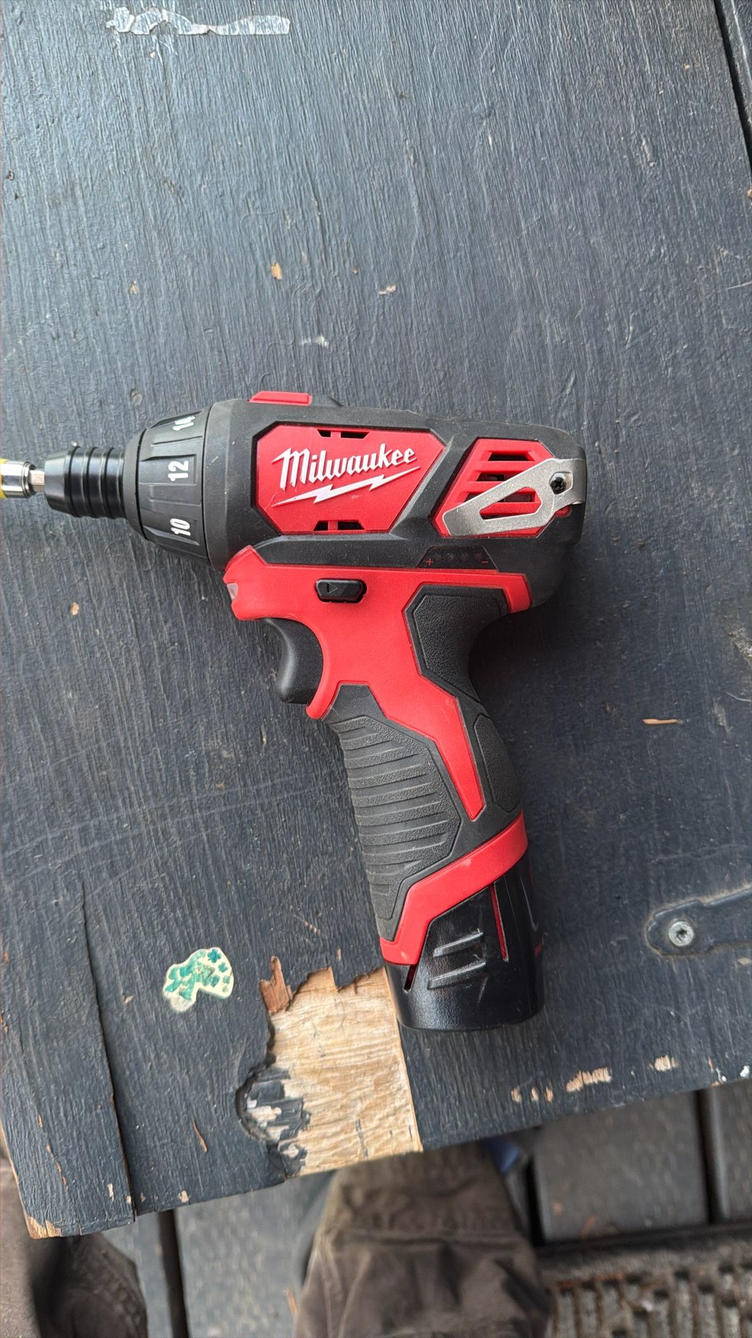 Milwaukee Screwdriver