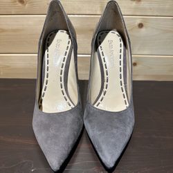 Brand NWOT Enzo Angiolini gray pumps size 5 1/2