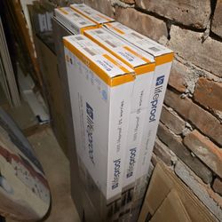 Flooring Vinyl planks 22mil Sterling Oak color