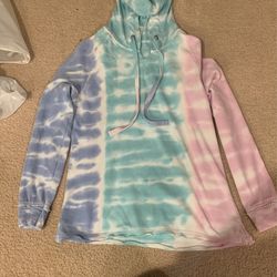 Members Mark Hoodie Tie Die