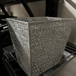 White Metal Garbage Can - Small