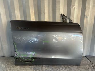 2020 - 2024 TESLA MODEL Y FRONT RIGHT PASSENGER SIDE DOOR SHELL OEM 1493538-00-D
