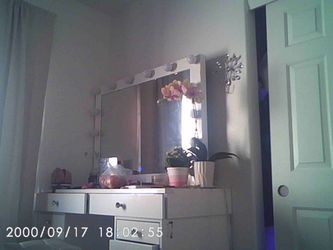 vanity mirrior desk