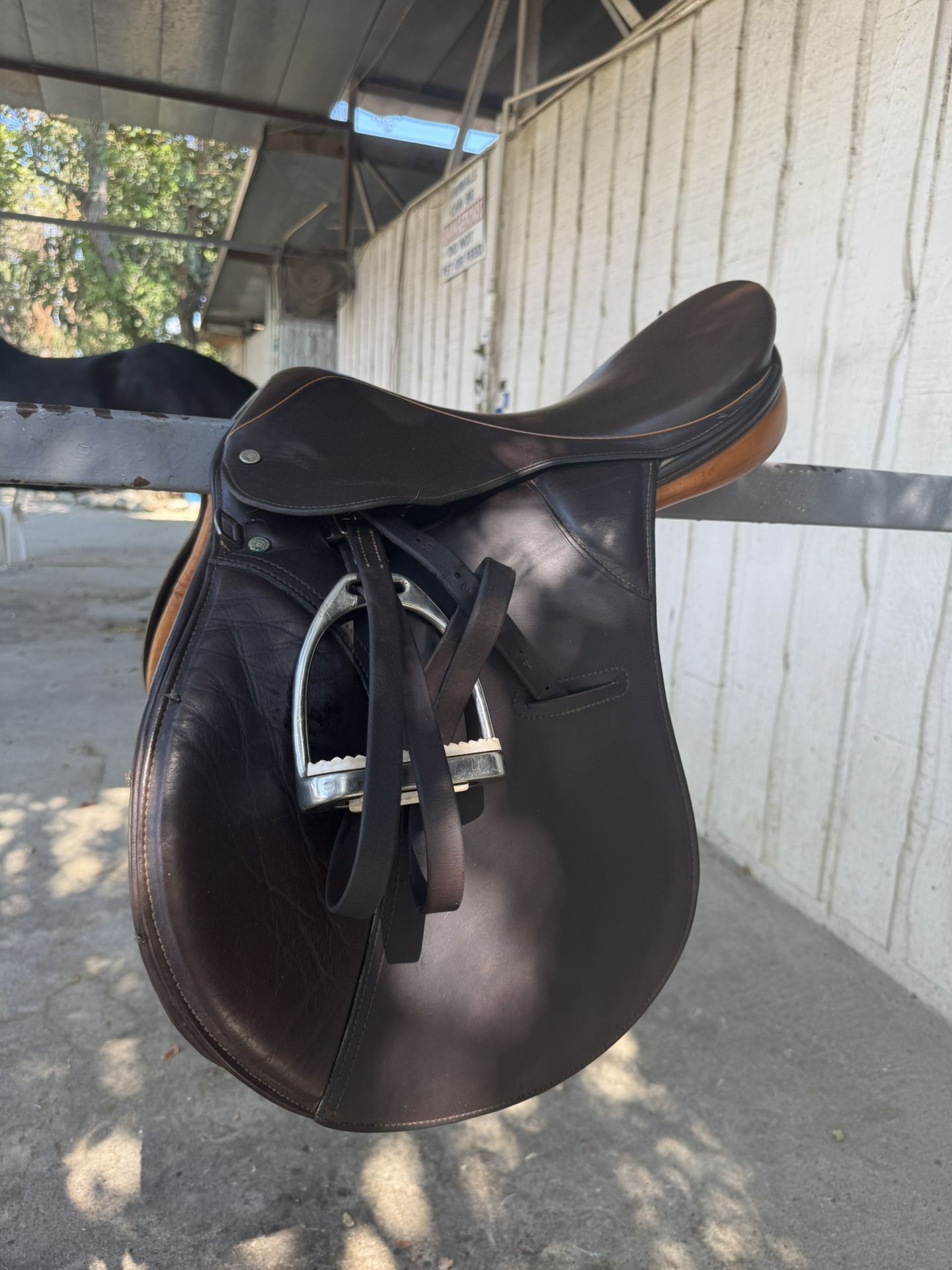 English Saddle