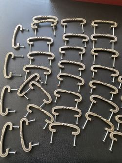 33 Cabinet Pulls