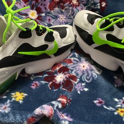 Nike Air Max Infinity 2 Electric Green 