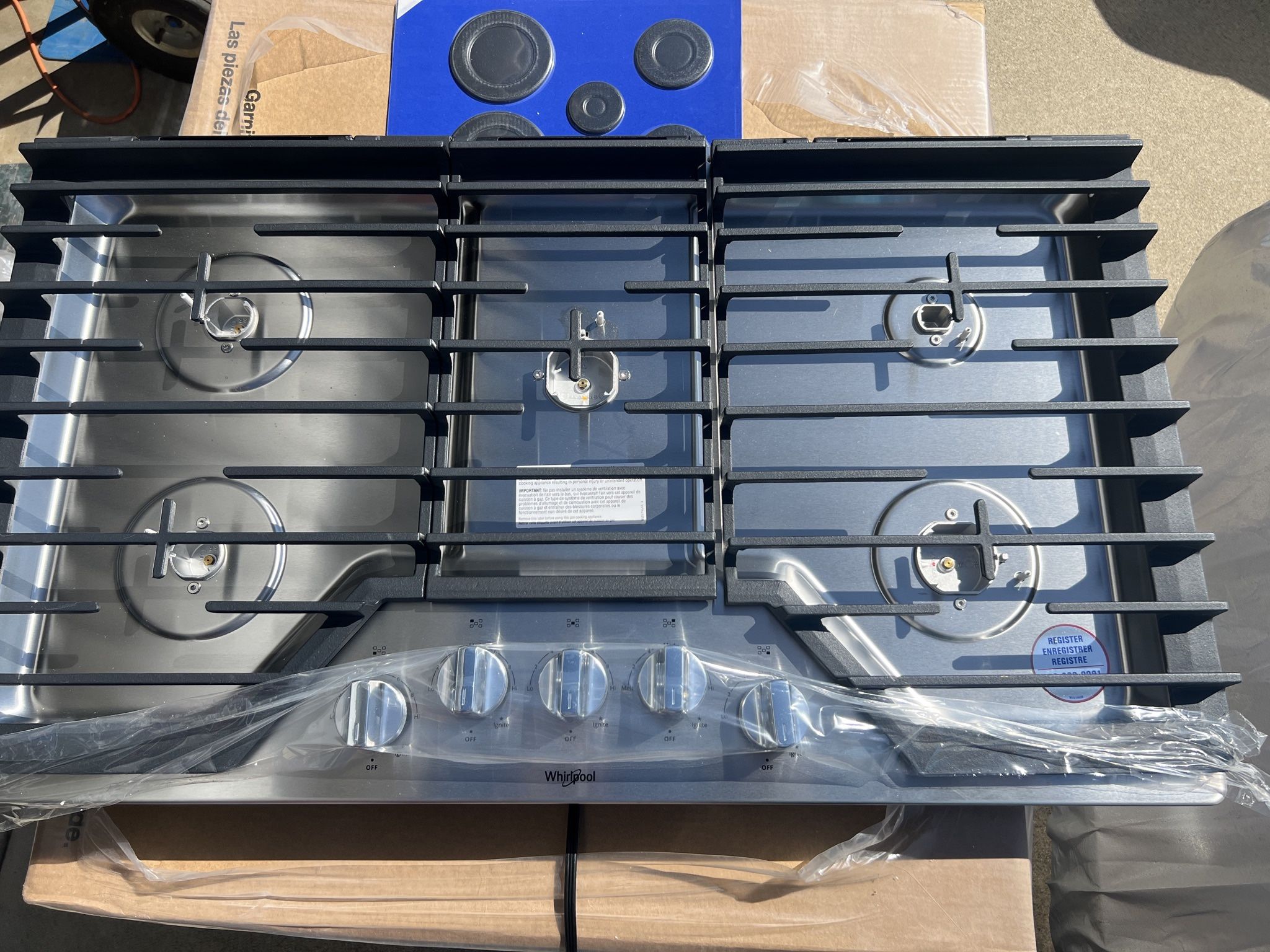WHIRLPOOL NEW STAINLESS STEEL 5 BURNER COOKTOP
