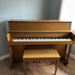 Wurlitzer Upright Piano Model 2727 with Bench