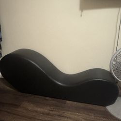 Yoga Chaise Lounge
