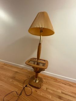 Oak side table with lamp