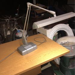 Vintage Underwriters Laboratory Desk Lamp