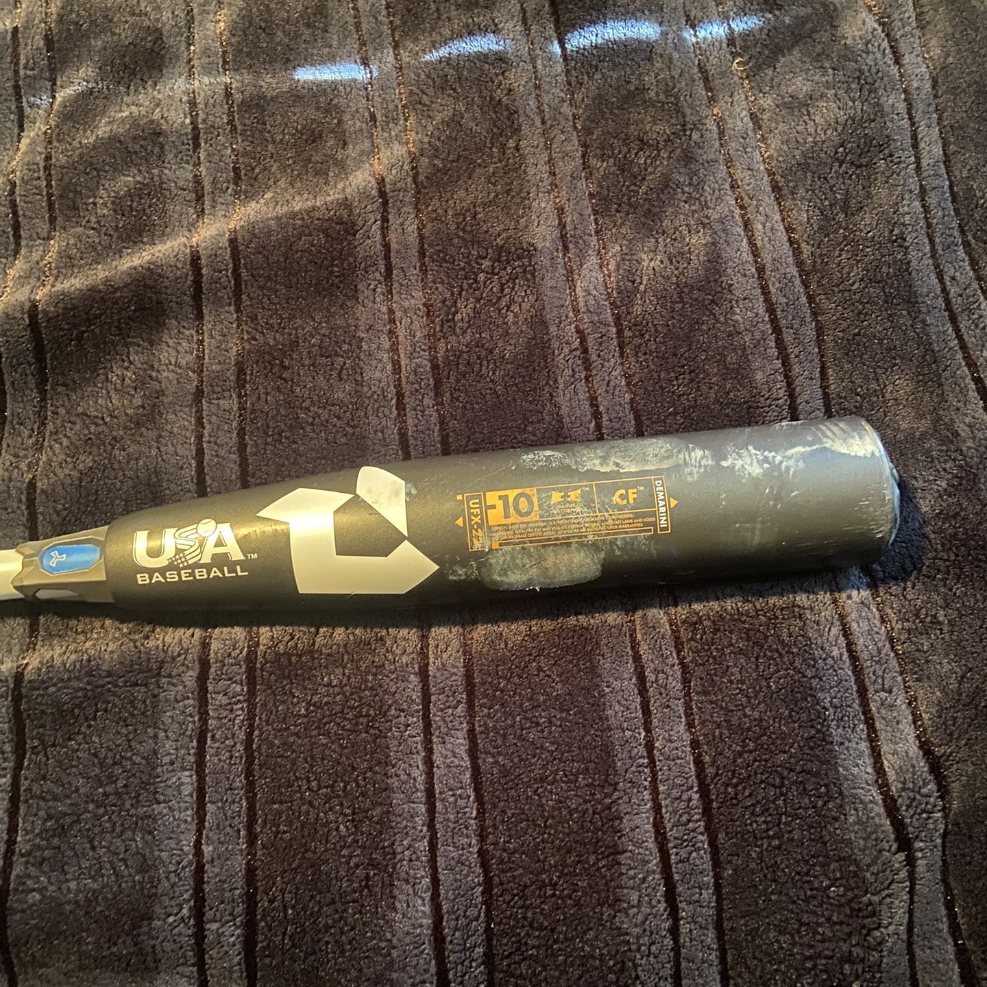 Demarini composit bat 