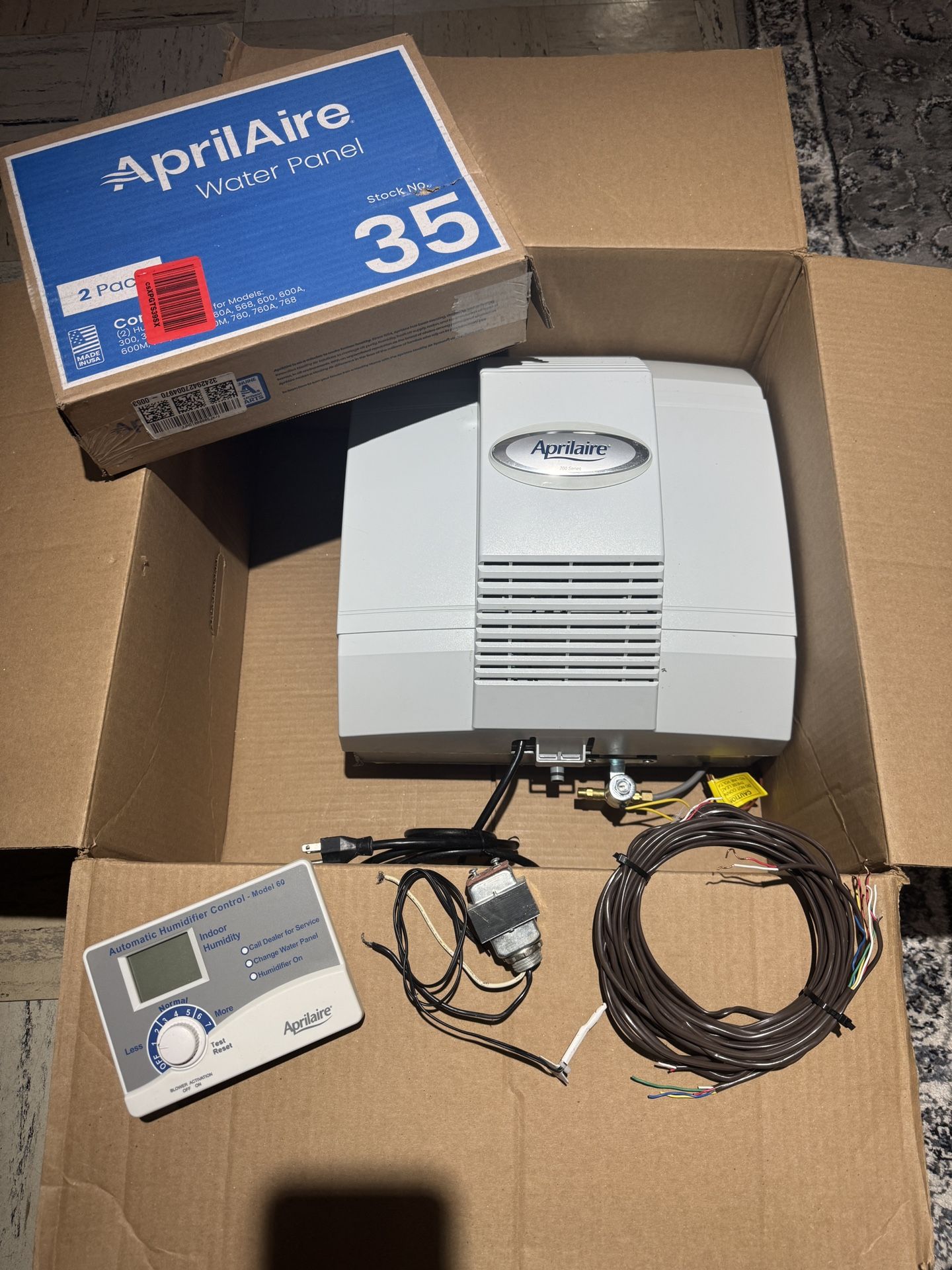 Aprilaire700 Whole-house Fan Powered Humidifier