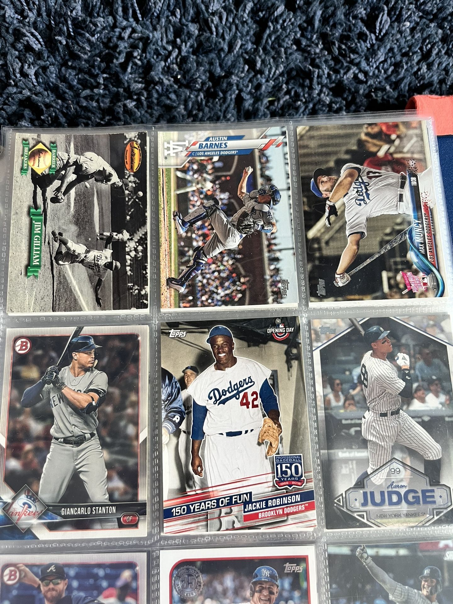 MLB Trading Cards