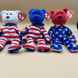 Retired Blue, Red, White USA Exclusive Liberty Bears Trio Collection