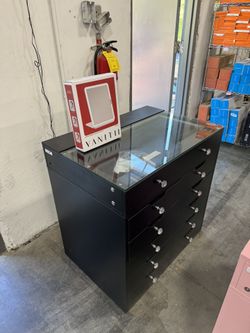 11 Drawers Dresser With RGB Lights