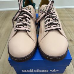 BRAIN DEAD X ADIDAS STAN SMITH - PINK