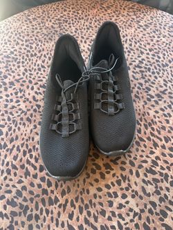 Walking sneakers