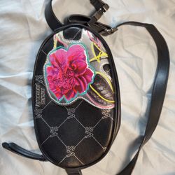 Victoria's Secret Fanny/belt Bag