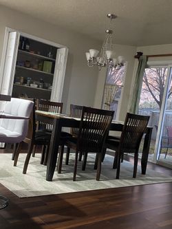 Adjustable Dining Table with 6 Chairs-Moving Sale
