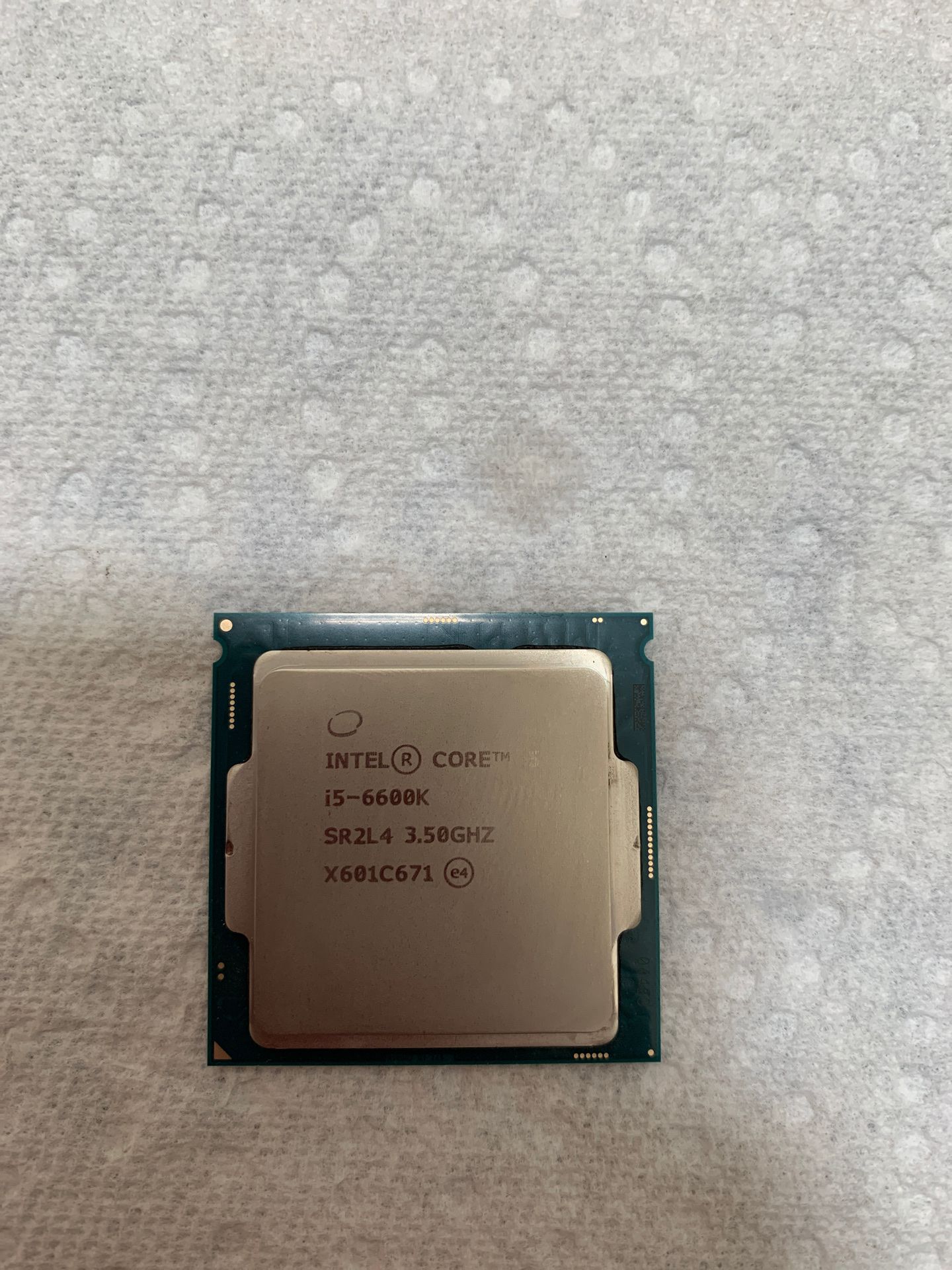 Intel i5-6600k 3.5 GHZ