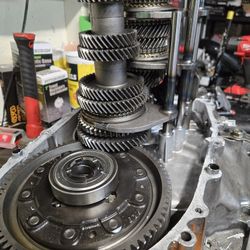  K20a2 Type S 02 04 oem r dot transmission fully built with Synchrotech synchro and oem bearings and seals LSD DIFF