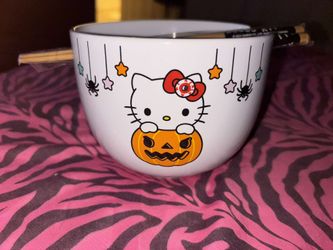 Hello Kitty Ramen Bowl With Chopsticks