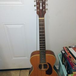 Guild M-140 Acoustic Guitar 