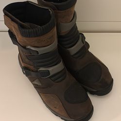 Forma Adventure Low Boots (size 46/12)