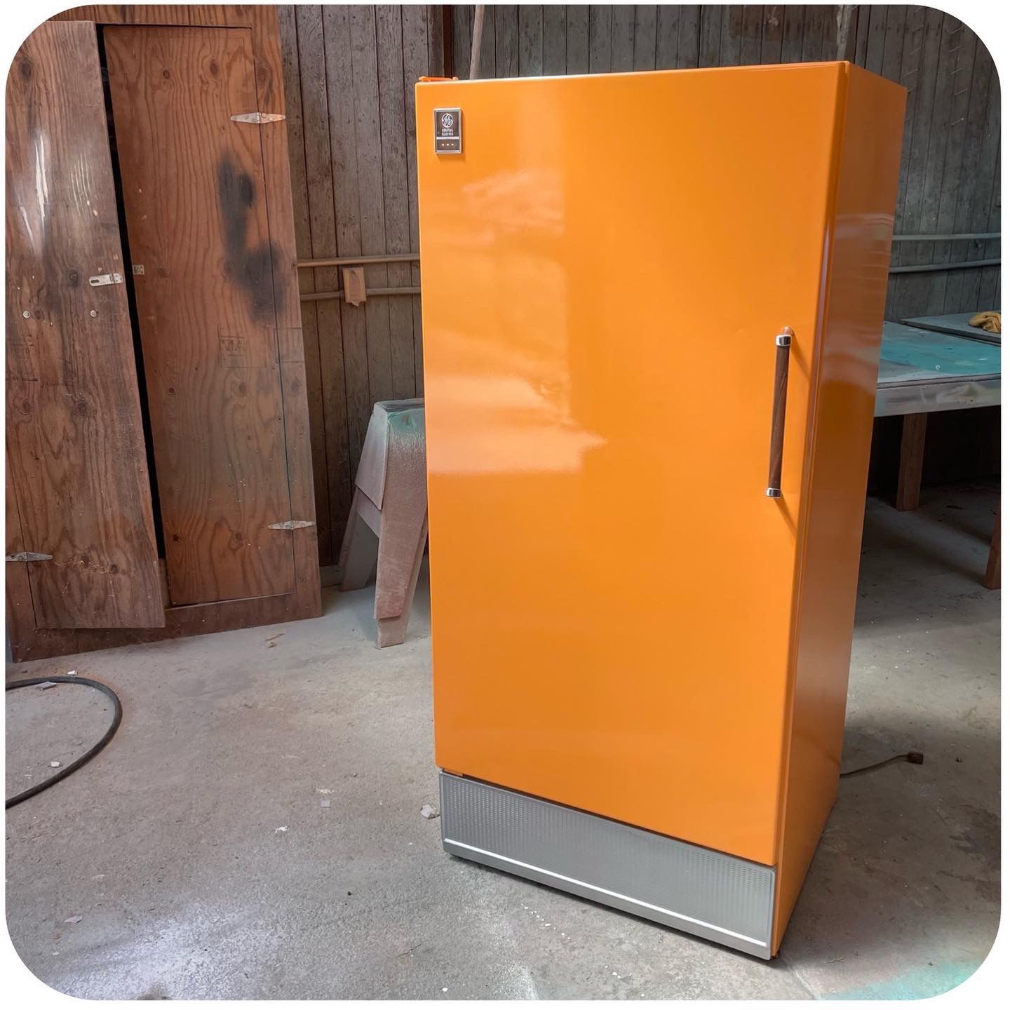 Vintage Refrigerator Fridge Midcentury Modern 