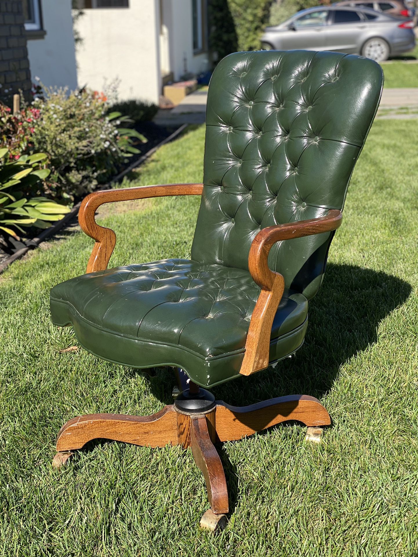 Vintage Green Leather Mahogany Wood Desk Chair 