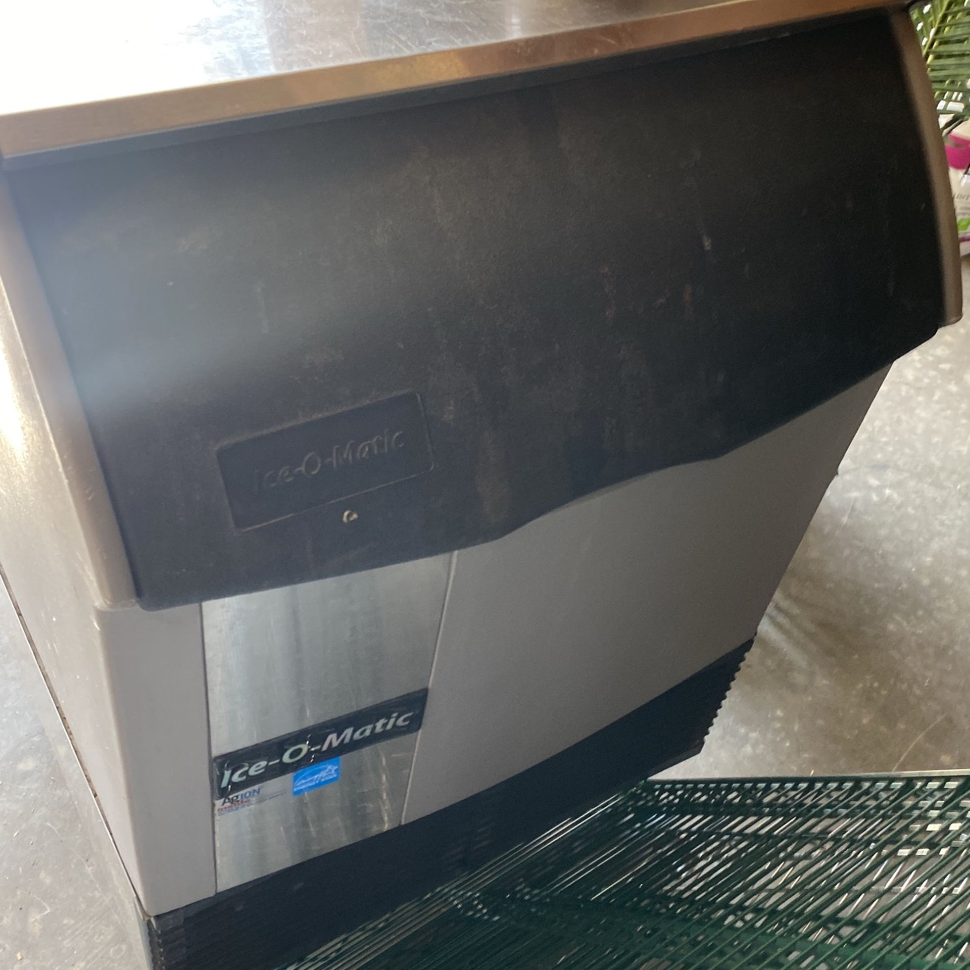 Ice machine