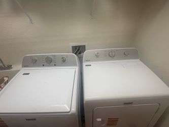 washer and dryer set