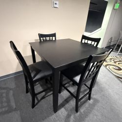 5 PC DINING TABLE 