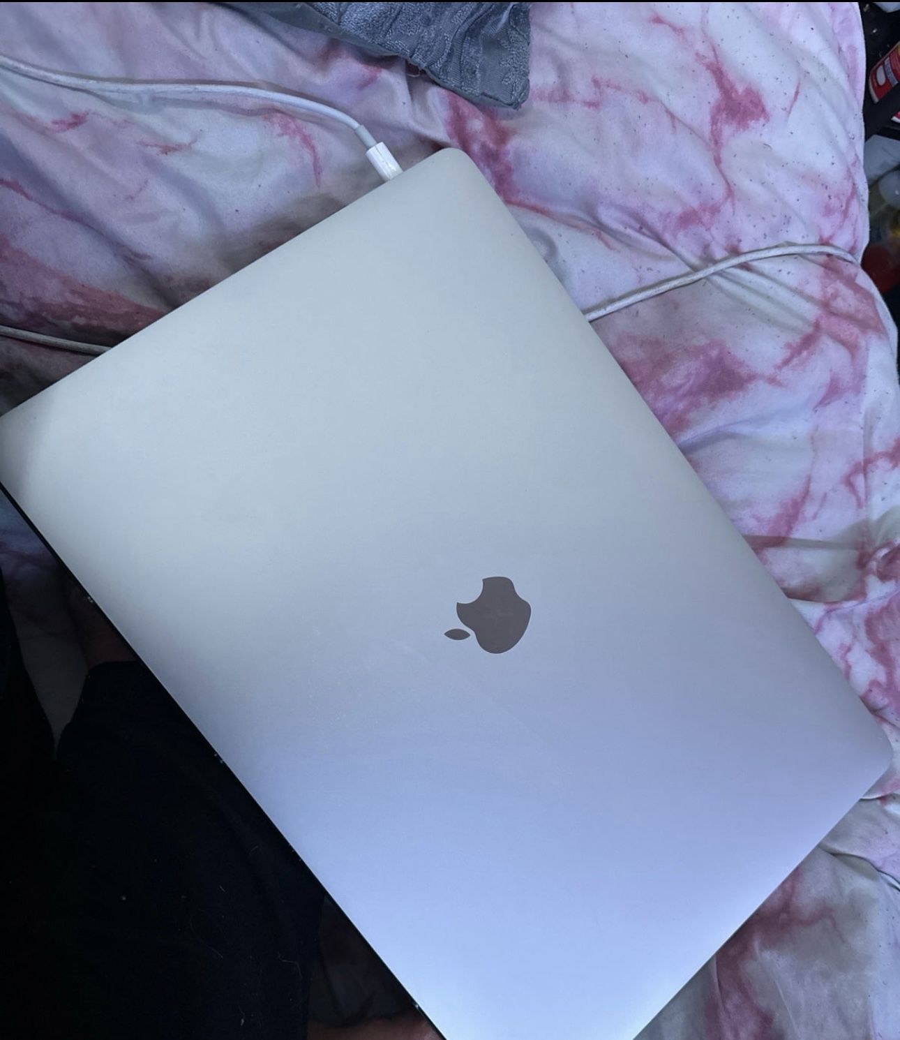 Apple MacBook Pro 16 Inch Silver