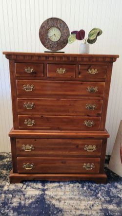 LEXINGTON LINK TAYLOR COLONIAL PINE TALL DRESSER