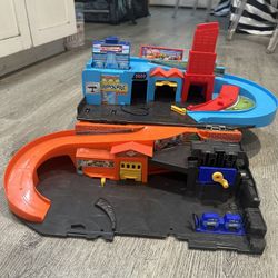 Portable Hot Wheel Track