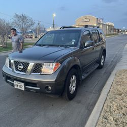2006 Nissan Armada