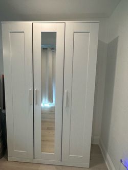 Wardrobe Closet with Mirror Door