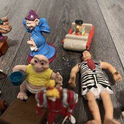 Vintage assorted figures toys from 80s and 90s all of them for 20 dollars 