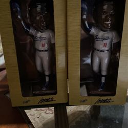 DODGERS LEGEND MANNY MOTA BOBBLEHEAD