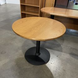 Oak Office Round Conference Table Or Dining Table! Only $25!!